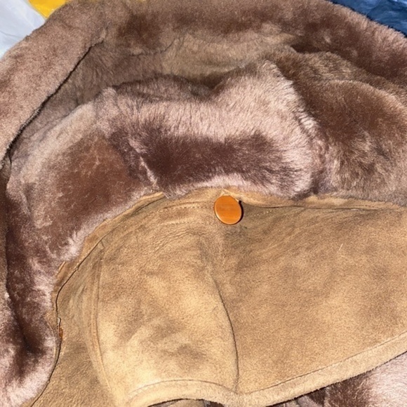 Unisex Suede leather winter coat super warm brown color coat collection - Picture 9 of 10